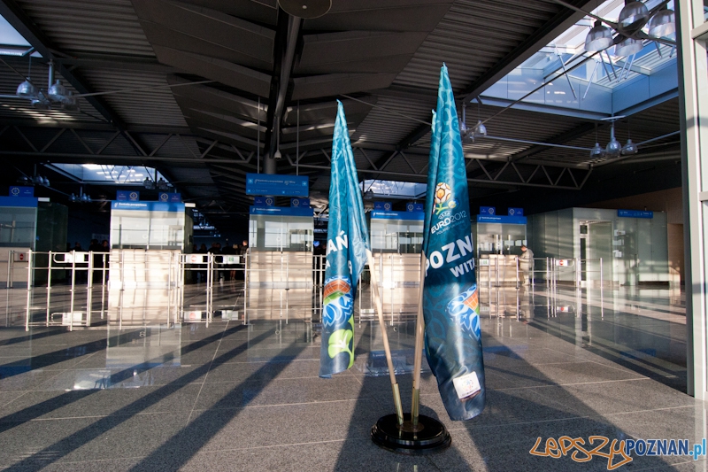 Nowy terminal pasażerski na Ławicy - Poznań 28.05.2012 r. Foto: LepszyPOZNAN.pl / Paweł Rychter Nowy terminal pasażerski na Ławicy - Poznań 28.05.2012 r. Foto: LepszyPOZNAN.pl / Paweł Rychter