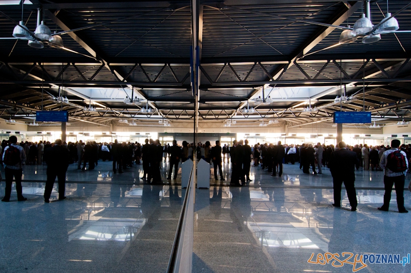 Nowy terminal pasażerski na Ławicy - Poznań 28.05.2012 r. Foto: LepszyPOZNAN.pl / Paweł Rychter Nowy terminal pasażerski na Ławicy - Poznań 28.05.2012 r. Foto: LepszyPOZNAN.pl / Paweł Rychter