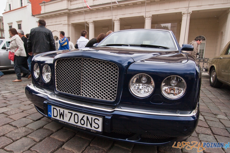 III Międzynarodowy Zlot Samochodów Rolls-Royce & Bentley - Poznań 13.05.2012 r. Foto: LepszyPOZNAN.pl / Paweł Rychter III Międzynarodowy Zlot Samochodów Rolls-Royce & Bentley - Poznań 13.05.2012 r. Foto: LepszyPOZNAN.pl / Paweł Rychter