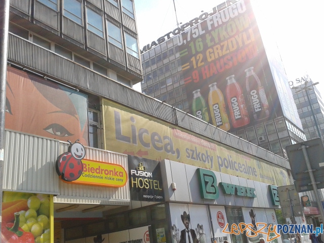 Wielkoformatowe reklamy w Centrum Foto: lepszyPOZNAN.pl/gsm Wielkoformatowe reklamy w Centrum Foto: lepszyPOZNAN.pl/gsm