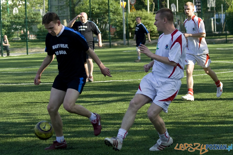 Niebiescy pokonali Czarnych 13:2 - Poznań 19.05.2012 r. Foto: Ewelina Gutowska Niebiescy pokonali Czarnych 13:2 - Poznań 19.05.2012 r. Foto: Ewelina Gutowska