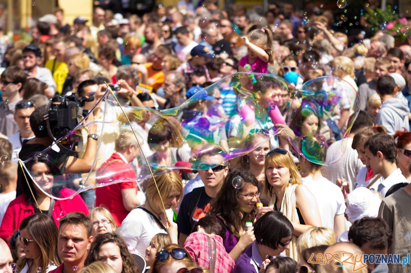 Bańki Mydlane Stary Rynek Foto: lepszyPOZNAN.pl / Piotr Rychter Bańki Mydlane Stary Rynek Foto: lepszyPOZNAN.pl / Piotr Rychter