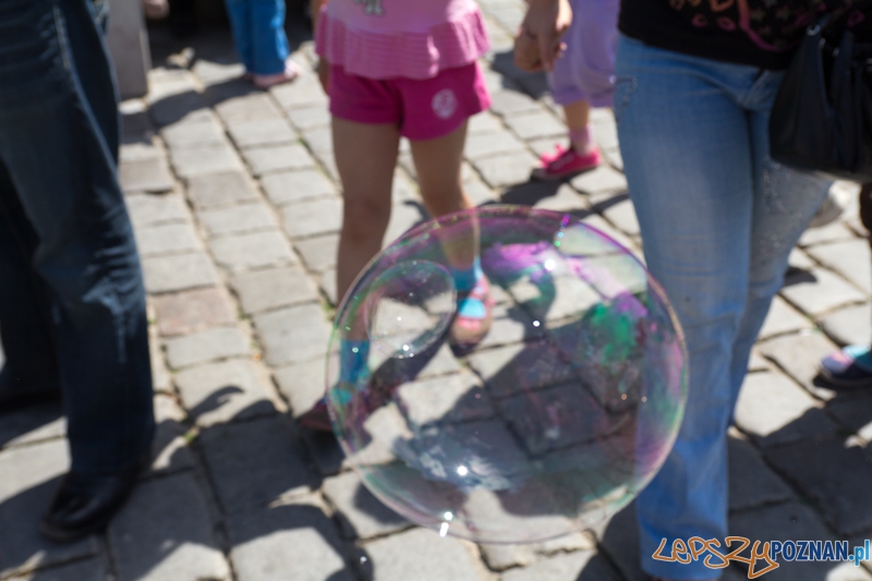 Bańki Mydlane Stary Rynek Foto: lepszyPOZNAN.pl / Piotr Rychter Bańki Mydlane Stary Rynek Foto: lepszyPOZNAN.pl / Piotr Rychter