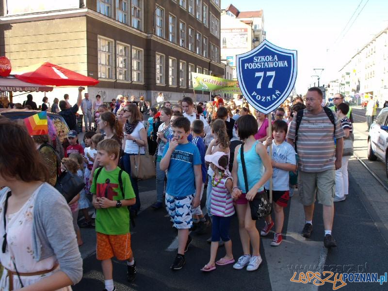 Parada rozpoczęła 23 Dni Łazarza Foto: lazarz.pl Parada rozpoczęła 23 Dni Łazarza Foto: lazarz.pl