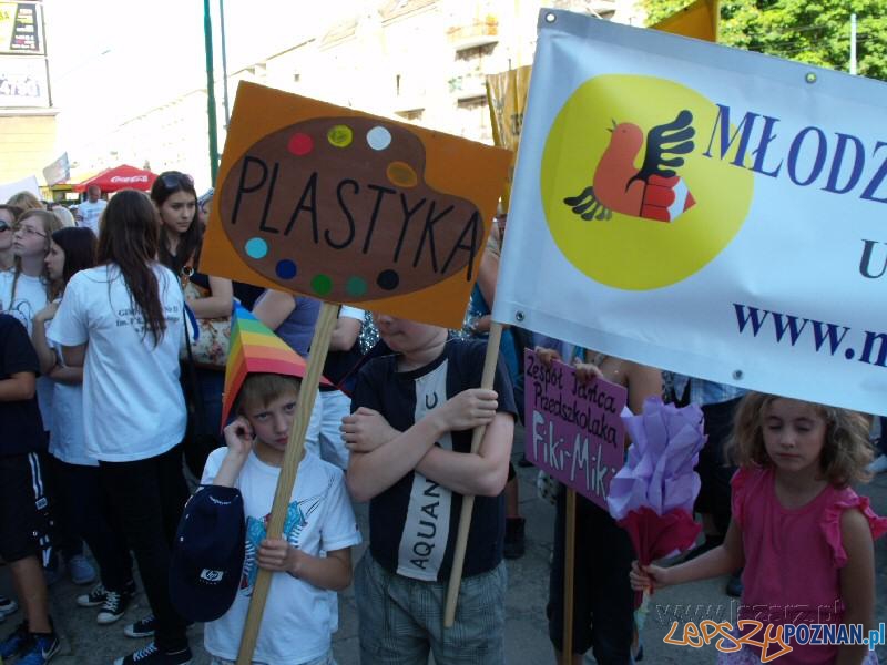 Parada rozpoczęła 23 Dni Łazarza Foto: lazarz.pl Parada rozpoczęła 23 Dni Łazarza Foto: lazarz.pl