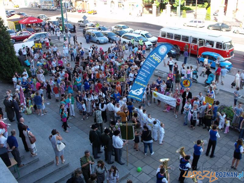 Parada rozpoczęła 23 Dni Łazarza Foto: lazarz.pl Parada rozpoczęła 23 Dni Łazarza Foto: lazarz.pl