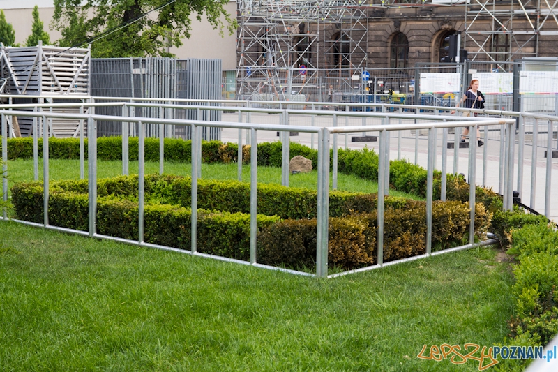 Powstaje strefa kibica na Placu Wolności i Alejach Marcinkowskiego Foto: lepszyPOZNAN.pl / Piotr Rychter Powstaje strefa kibica na Placu Wolności i Alejach Marcinkowskiego Foto: lepszyPOZNAN.pl / Piotr Rychter