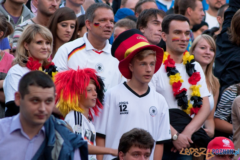 Strefa Kibica podczas meczu Niemcy - Włochy - Poznań 28.06.2012 r. Foto: LepszyPOZNAN.pl / Paweł Rychter Strefa Kibica podczas meczu Niemcy - Włochy - Poznań 28.06.2012 r. Foto: LepszyPOZNAN.pl / Paweł Rychter