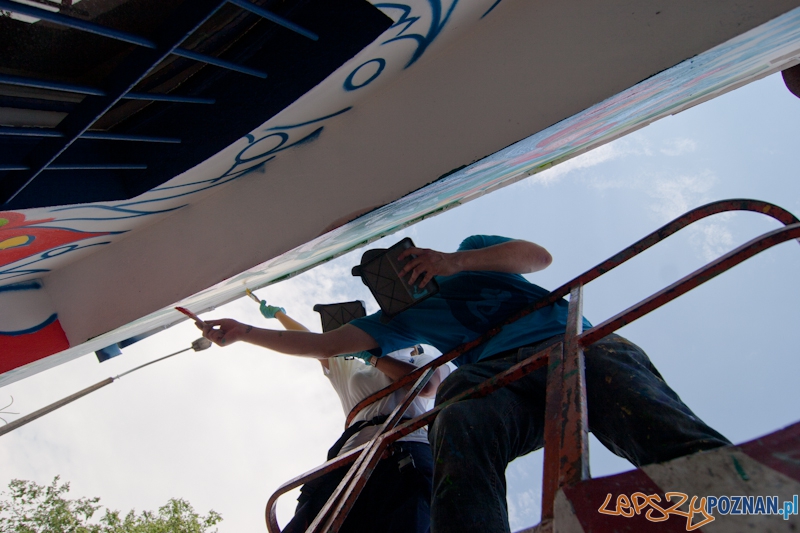 Dworzec PKP na Dębcu malowany kolorami Duluxa - Poznań 16.06.2012 r. Foto: LepszyPOZNAN.pl / Paweł Rychter Dworzec PKP na Dębcu malowany kolorami Duluxa - Poznań 16.06.2012 r. Foto: LepszyPOZNAN.pl / Paweł Rychter