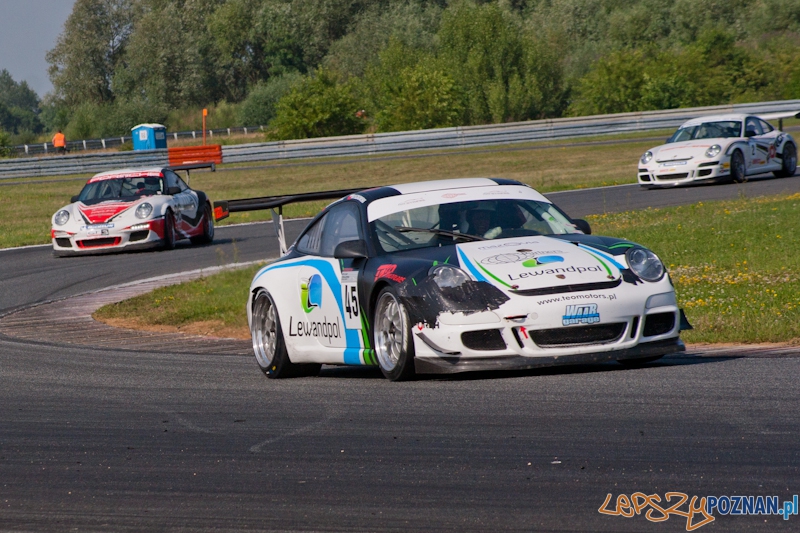 Wyścigi samochodowe na Torze Poznań - 30.06.2012 r. Foto: LepszyPOZNAN.pl / Paweł Rychter Wyścigi samochodowe na Torze Poznań - 30.06.2012 r. Foto: LepszyPOZNAN.pl / Paweł Rychter