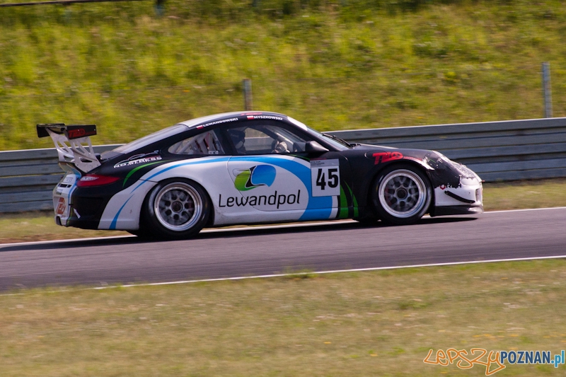 Wyścigi samochodowe na Torze Poznań - 30.06.2012 r. Foto: LepszyPOZNAN.pl / Paweł Rychter Wyścigi samochodowe na Torze Poznań - 30.06.2012 r. Foto: LepszyPOZNAN.pl / Paweł Rychter