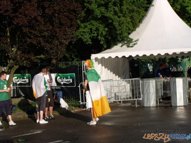 Irlandczycy pod Areną Foto: lazarz.pl Irlandczycy pod Areną Foto: lazarz.pl