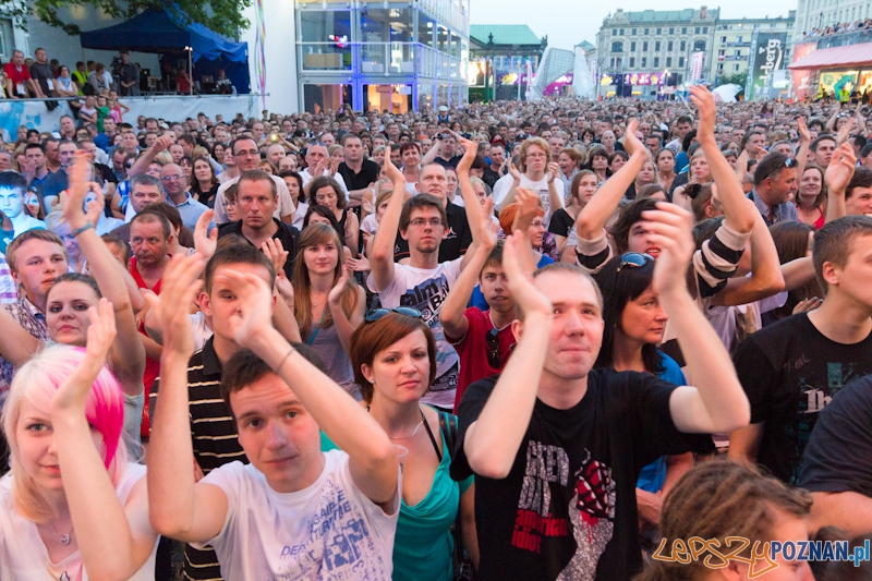 Koncert zespołu Alphaville w Strefie Kibica UEFA EURO 2012 Foto: lepszyPOZNAN.pl / Piotr Rychter Koncert zespołu Alphaville w Strefie Kibica UEFA EURO 2012 Foto: lepszyPOZNAN.pl / Piotr Rychter
