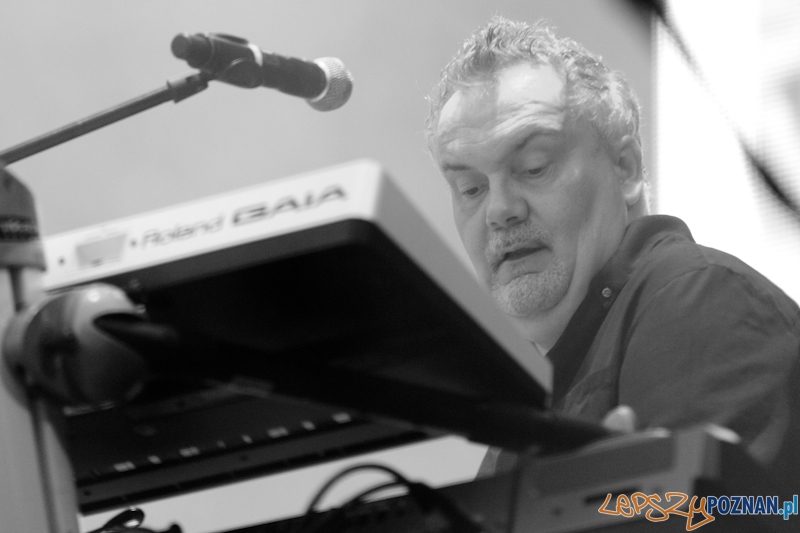 Koncert zespołu Alphaville w Strefie Kibica UEFA EURO 2012 Foto: lepszyPOZNAN.pl / Piotr Rychter Koncert zespołu Alphaville w Strefie Kibica UEFA EURO 2012 Foto: lepszyPOZNAN.pl / Piotr Rychter