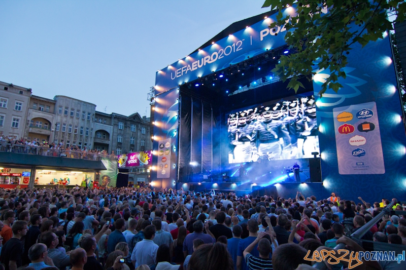 Koncert zespołu Alphaville w Strefie Kibica UEFA EURO 2012 Foto: lepszyPOZNAN.pl / Piotr Rychter Koncert zespołu Alphaville w Strefie Kibica UEFA EURO 2012 Foto: lepszyPOZNAN.pl / Piotr Rychter