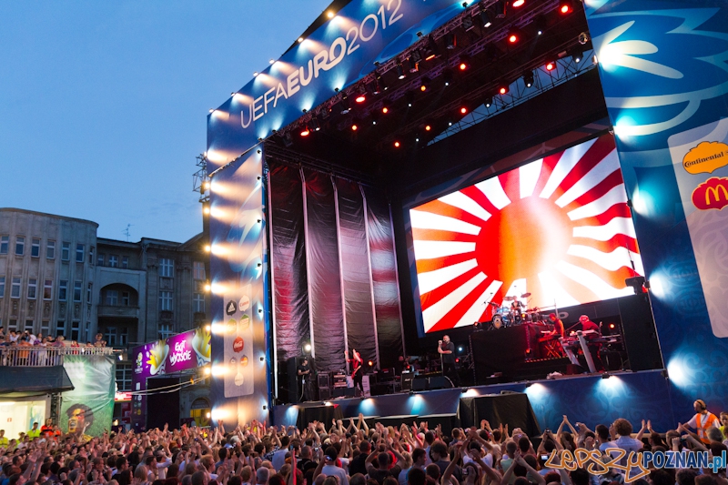Koncert zespołu Alphaville w Strefie Kibica UEFA EURO 2012 Foto: lepszyPOZNAN.pl / Piotr Rychter Koncert zespołu Alphaville w Strefie Kibica UEFA EURO 2012 Foto: lepszyPOZNAN.pl / Piotr Rychter