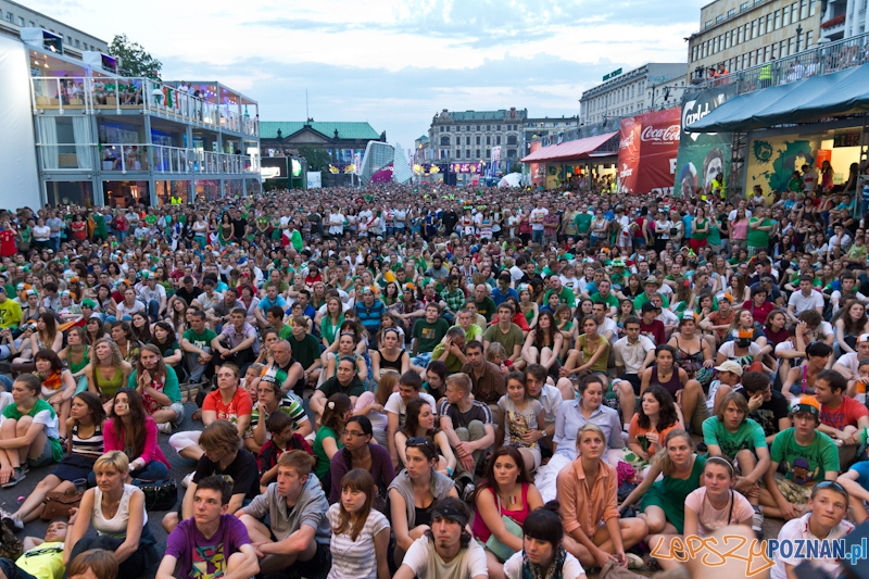 Włochy - Irlandia - doping w Oficjalnej Strefie Kibica UEFA EURO Poznań 2012 Foto: lepszyPOZNAN.pl / Piotr Rychter Włochy - Irlandia - doping w Oficjalnej Strefie Kibica UEFA EURO Poznań 2012 Foto: lepszyPOZNAN.pl / Piotr Rychter