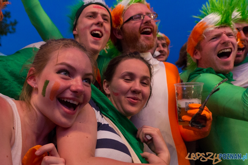 Włochy - Irlandia - doping w Oficjalnej Strefie Kibica UEFA EURO Poznań 2012 Foto: lepszyPOZNAN.pl / Piotr Rychter Włochy - Irlandia - doping w Oficjalnej Strefie Kibica UEFA EURO Poznań 2012 Foto: lepszyPOZNAN.pl / Piotr Rychter