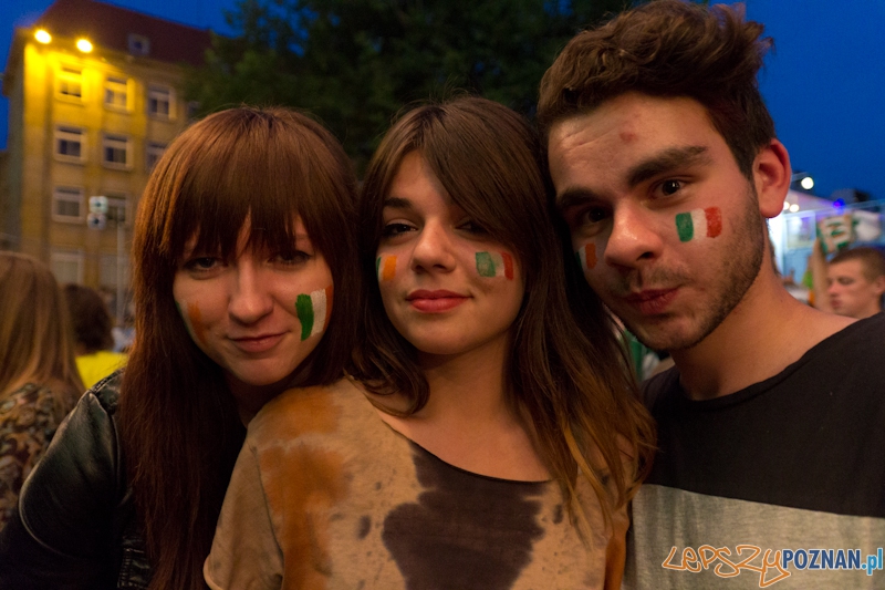 Włochy - Irlandia - doping w Oficjalnej Strefie Kibica UEFA EURO Poznań 2012 Foto: lepszyPOZNAN.pl / Piotr Rychter Włochy - Irlandia - doping w Oficjalnej Strefie Kibica UEFA EURO Poznań 2012 Foto: lepszyPOZNAN.pl / Piotr Rychter