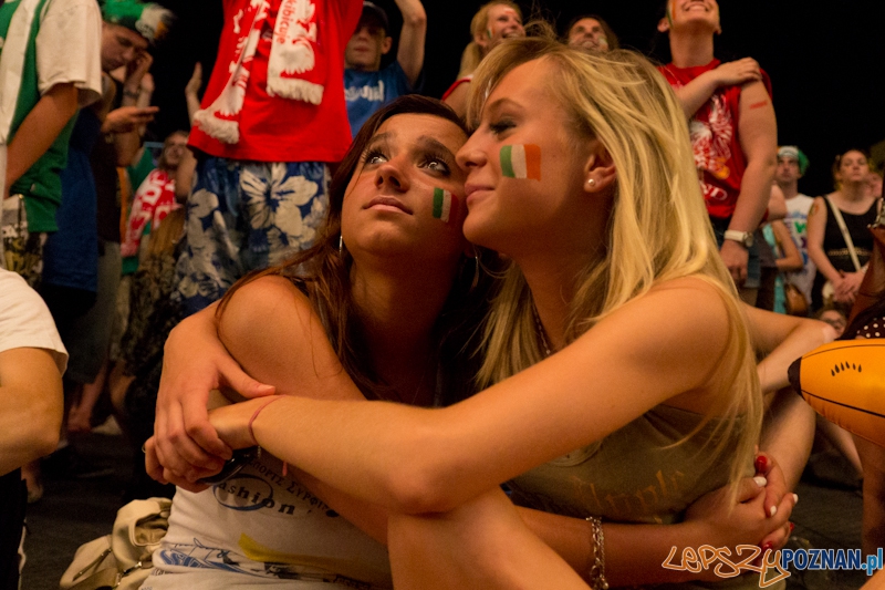 Włochy - Irlandia - doping w Oficjalnej Strefie Kibica UEFA EURO Poznań 2012 Foto: lepszyPOZNAN.pl / Piotr Rychter Włochy - Irlandia - doping w Oficjalnej Strefie Kibica UEFA EURO Poznań 2012 Foto: lepszyPOZNAN.pl / Piotr Rychter