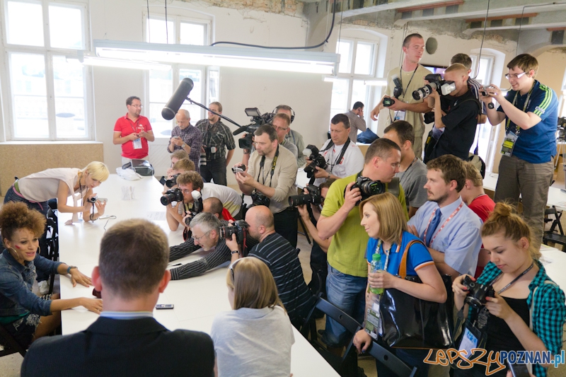 Oceana - wykonawczyni oficjalnej piosenki Mistrzostw Europy w Piłce Nożnej UEFA EURO 2012 Foto: lepszyPOZNAN.pl / Piotr Rychter Oceana - wykonawczyni oficjalnej piosenki Mistrzostw Europy w Piłce Nożnej UEFA EURO 2012 Foto: lepszyPOZNAN.pl / Piotr Rychter