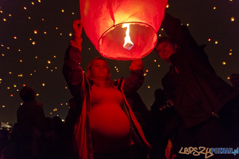Noc Kupały 2012 - lampiony nad Poznaniem Foto: lepszyPOZNAN.pl / Piotr Rychter Noc Kupały 2012 - lampiony nad Poznaniem Foto: lepszyPOZNAN.pl / Piotr Rychter