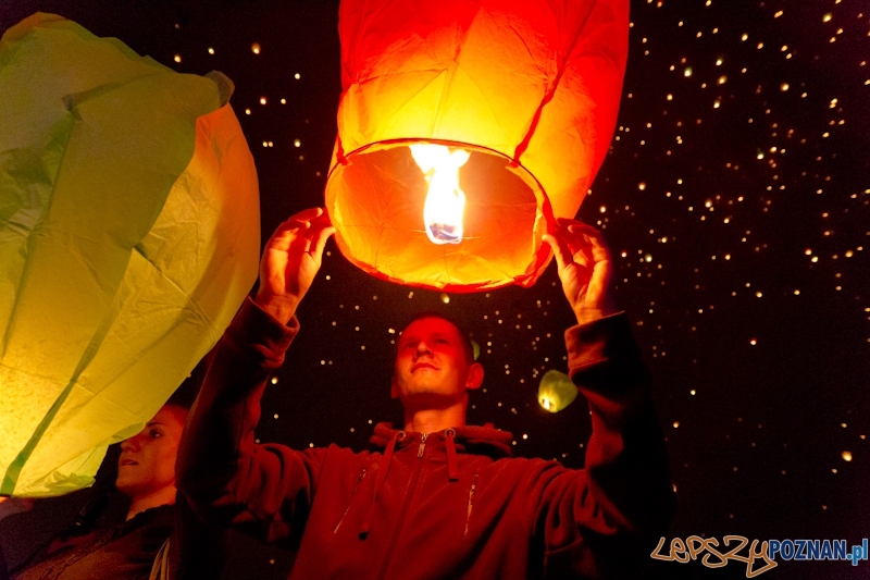 Noc Kupały 2012 - lampiony nad Poznaniem Foto: lepszyPOZNAN.pl / Piotr Rychter Noc Kupały 2012 - lampiony nad Poznaniem Foto: lepszyPOZNAN.pl / Piotr Rychter