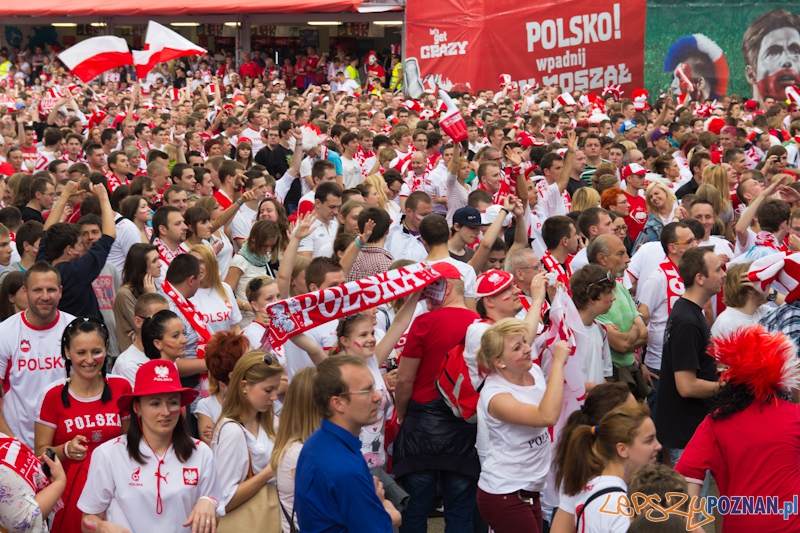 Biało-czerwony Poznań Foto: lepszyPOZNAN.pl/ Piotr Rychter Biało-czerwony Poznań Foto: lepszyPOZNAN.pl/ Piotr Rychter