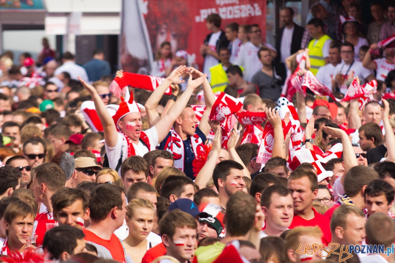 Biało-czerwony Poznań Foto: lepszyPOZNAN.pl/ Piotr Rychter Biało-czerwony Poznań Foto: lepszyPOZNAN.pl/ Piotr Rychter
