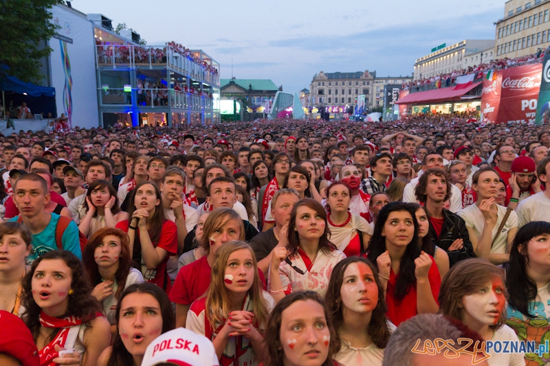 Mecz Polska - Czechy w oficjalnej strefie kibica Uefa EURO w Poznaniu Foto: lepszyPOZNAN.pl / Piotr Rychter Mecz Polska - Czechy w oficjalnej strefie kibica Uefa EURO w Poznaniu Foto: lepszyPOZNAN.pl / Piotr Rychter