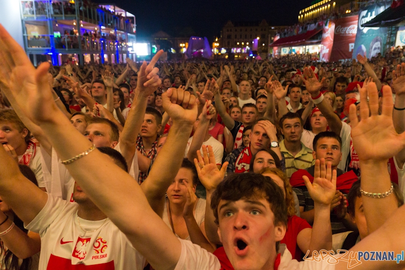 Mecz Polska - Czechy w oficjalnej strefie kibica Uefa EURO w Poznaniu Foto: lepszyPOZNAN.pl / Piotr Rychter Mecz Polska - Czechy w oficjalnej strefie kibica Uefa EURO w Poznaniu Foto: lepszyPOZNAN.pl / Piotr Rychter