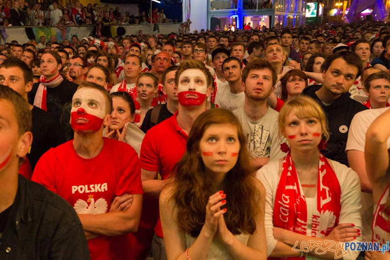 Mecz Polska - Czechy w oficjalnej strefie kibica Uefa EURO w Poznaniu Foto: lepszyPOZNAN.pl / Piotr Rychter Mecz Polska - Czechy w oficjalnej strefie kibica Uefa EURO w Poznaniu Foto: lepszyPOZNAN.pl / Piotr Rychter