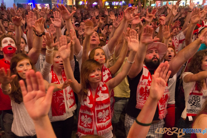 Mecz Polska - Czechy w oficjalnej strefie kibica Uefa EURO w Poznaniu Foto: lepszyPOZNAN.pl / Piotr Rychter Mecz Polska - Czechy w oficjalnej strefie kibica Uefa EURO w Poznaniu Foto: lepszyPOZNAN.pl / Piotr Rychter