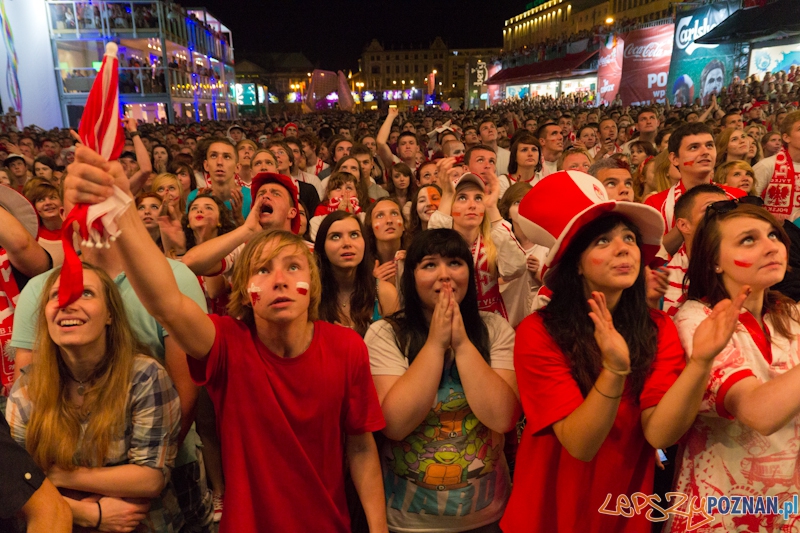 Mecz Polska - Czechy w oficjalnej strefie kibica Uefa EURO w Poznaniu Foto: lepszyPOZNAN.pl / Piotr Rychter Mecz Polska - Czechy w oficjalnej strefie kibica Uefa EURO w Poznaniu Foto: lepszyPOZNAN.pl / Piotr Rychter