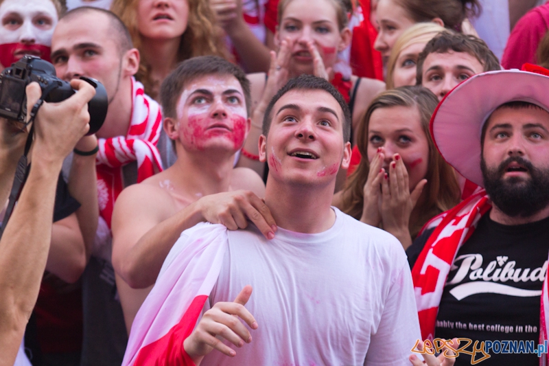 Mecz Polska - Czechy w oficjalnej strefie kibica Uefa EURO w Poznaniu Foto: lepszyPOZNAN.pl / Piotr Rychter Mecz Polska - Czechy w oficjalnej strefie kibica Uefa EURO w Poznaniu Foto: lepszyPOZNAN.pl / Piotr Rychter