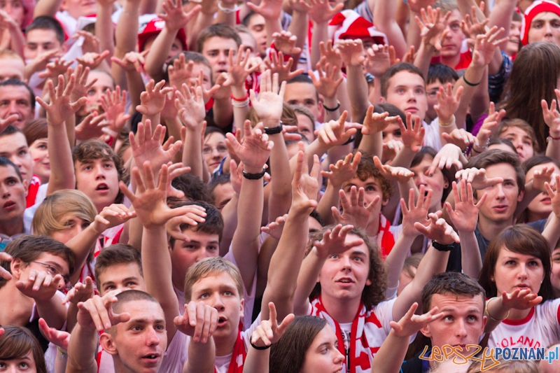 Mecz Polska - Czechy w oficjalnej strefie kibica Uefa EURO w Poznaniu Foto: lepszyPOZNAN.pl / Piotr Rychter Mecz Polska - Czechy w oficjalnej strefie kibica Uefa EURO w Poznaniu Foto: lepszyPOZNAN.pl / Piotr Rychter