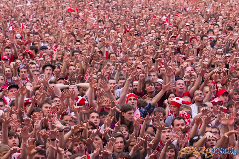 Mecz Polska - Czechy w oficjalnej strefie kibica Uefa EURO w Poznaniu Foto: lepszyPOZNAN.pl / Piotr Rychter Mecz Polska - Czechy w oficjalnej strefie kibica Uefa EURO w Poznaniu Foto: lepszyPOZNAN.pl / Piotr Rychter