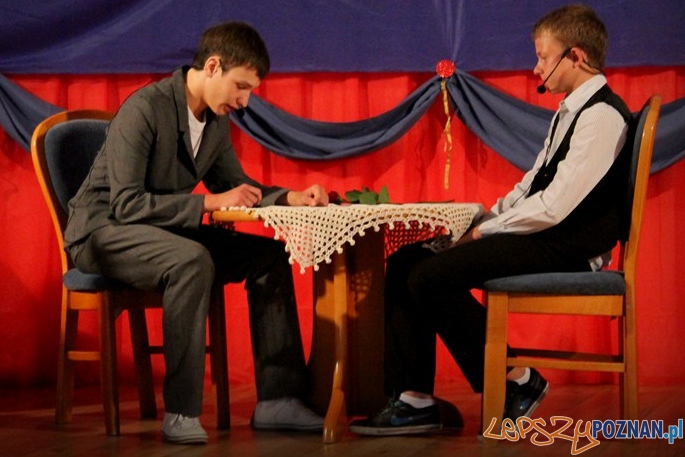 Święto gimnazjum w Kostrzynie Foto: Święto gimnazjum w Kostrzynie Święto gimnazjum w Kostrzynie Foto: Święto gimnazjum w Kostrzynie