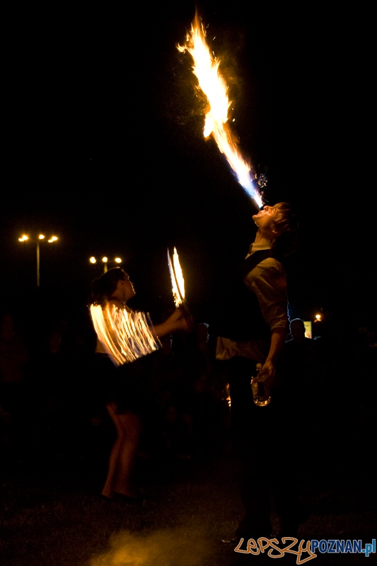 Widowisko „Ogień, para, dźwięk" na 40-lecie Maltanki - Poznań 21.07.2012 r. Foto: Ewelina Gutowska Widowisko „Ogień, para, dźwięk" na 40-lecie Maltanki - Poznań 21.07.2012 r. Foto: Ewelina Gutowska
