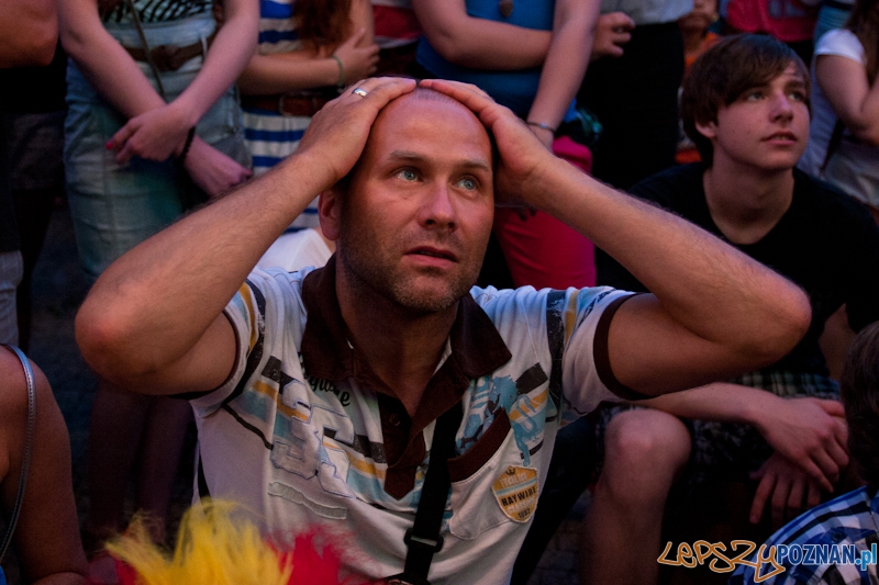 Strefa Kibica podczas finałowego meczu Euro 2012 Hiszpania - Włochy - Poznań 01.07.2012 r. Foto: LepszyPOZNAN.pl / Paweł Rychter Strefa Kibica podczas finałowego meczu Euro 2012 Hiszpania - Włochy - Poznań 01.07.2012 r. Foto: LepszyPOZNAN.pl / Paweł Rychter