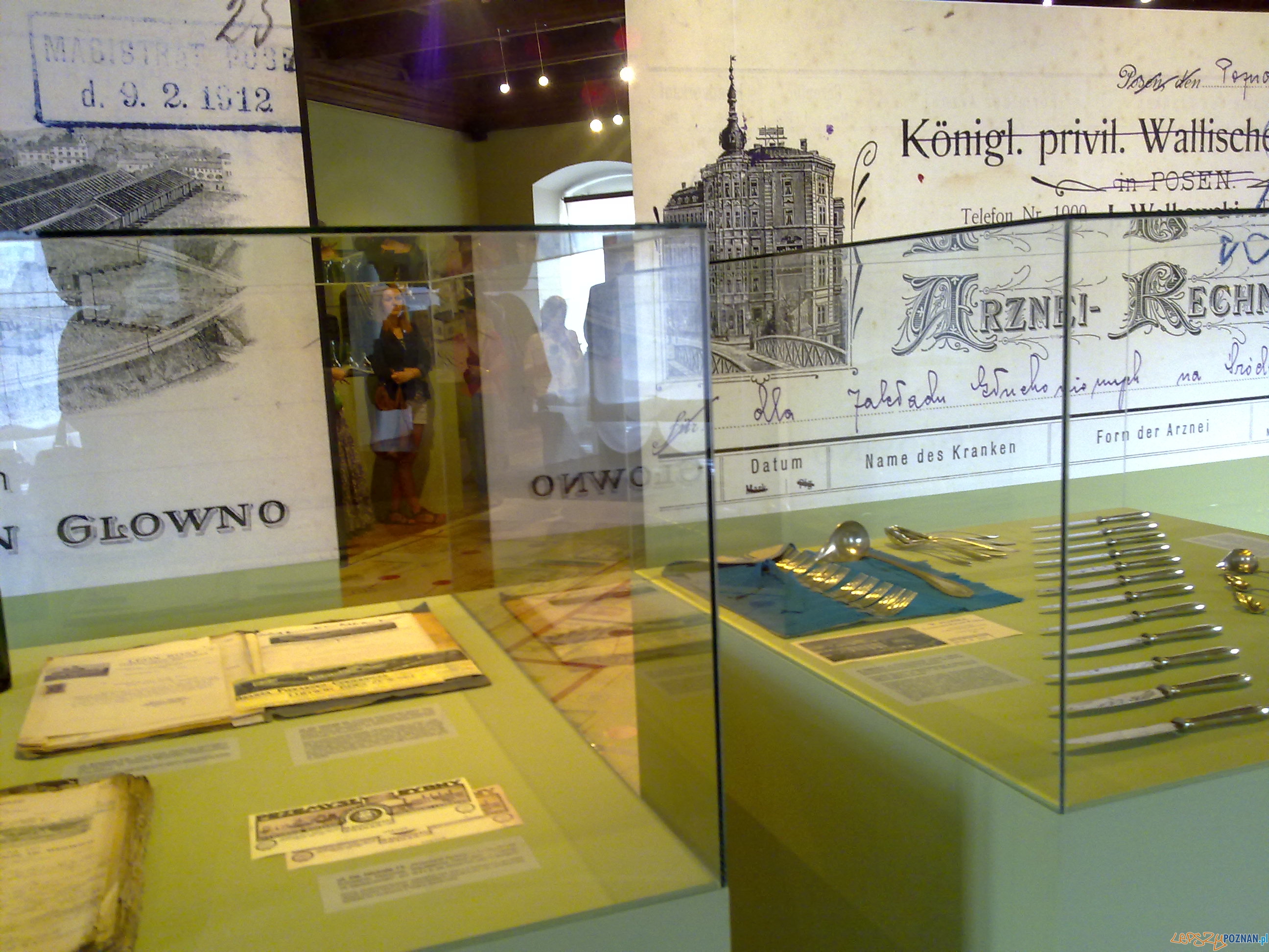 Miejska ikonosfera na drukach reklamowych, konferencja prasowa (2) Foto: TEDE Miejska ikonosfera na drukach reklamowych, konferencja prasowa (2) Foto: TEDE