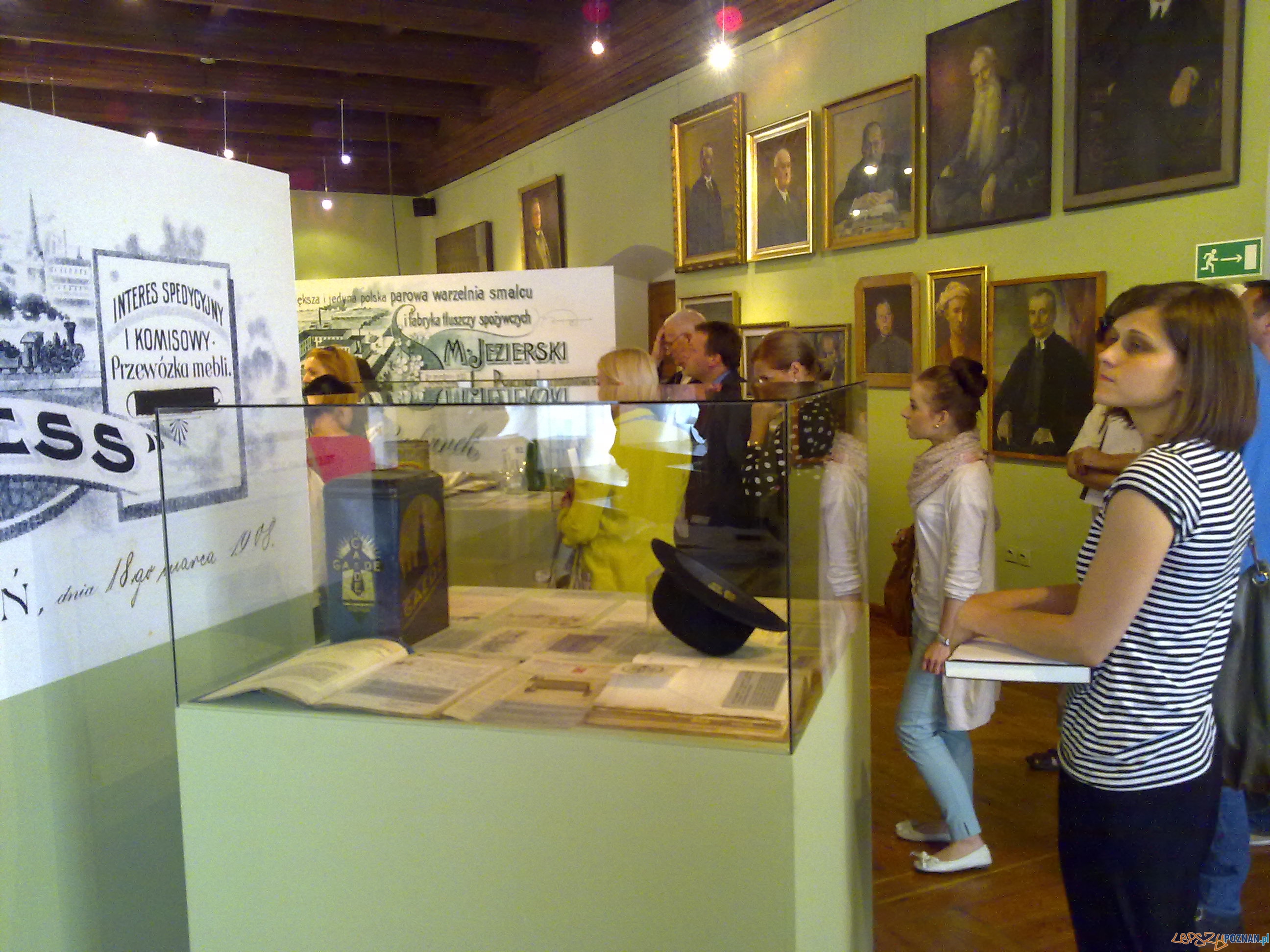 Miejska ikonosfera na drukach reklamowych, konferencja prasowa (3) Foto: TEDE Miejska ikonosfera na drukach reklamowych, konferencja prasowa (3) Foto: TEDE