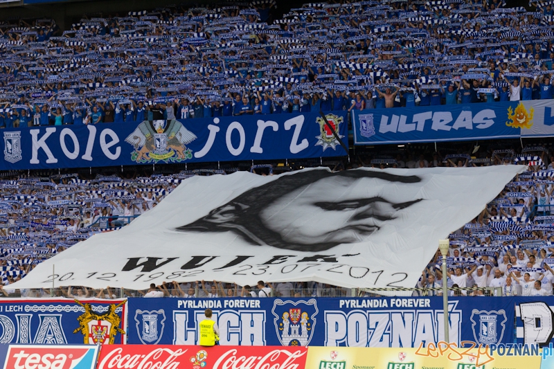 Druga runda eliminacji Ligii Europejskiej mecz Lech Poznań – Chazar Lenkoran - Pamięci Macieja Opali fotografa Lecha Poznań Foto: lepszyPOZNAN.pl / Piotr Rychter Druga runda eliminacji Ligii Europejskiej mecz Lech Poznań – Chazar Lenkoran - Pamięci Macieja Opali fotografa Lecha Poznań Foto: lepszyPOZNAN.pl / Piotr Rychter