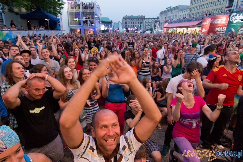 Finał UEFA EURO 2012 - Hiszpania - Włochy. Strefa Kibica w Poznaniu Foto: lepszyPOZNAN.pl / Piotr Rychter Finał UEFA EURO 2012 - Hiszpania - Włochy. Strefa Kibica w Poznaniu Foto: lepszyPOZNAN.pl / Piotr Rychter