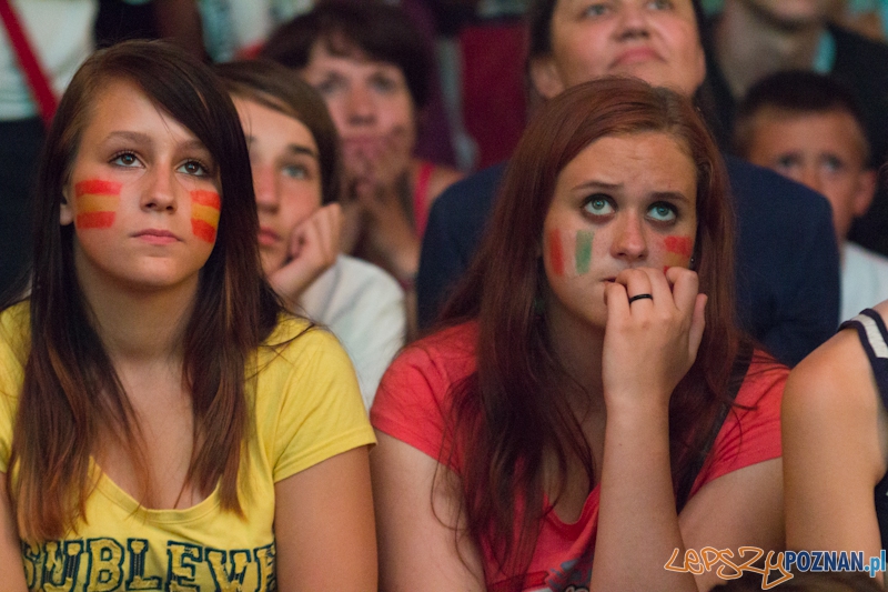 Finał UEFA EURO 2012 - Hiszpania - Włochy. Strefa Kibica w Poznaniu Foto: lepszyPOZNAN.pl / Piotr Rychter Finał UEFA EURO 2012 - Hiszpania - Włochy. Strefa Kibica w Poznaniu Foto: lepszyPOZNAN.pl / Piotr Rychter