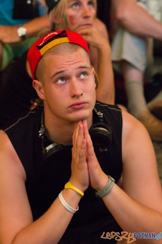 Finał UEFA EURO 2012 - Hiszpania - Włochy. Strefa Kibica w Poznaniu Foto: lepszyPOZNAN.pl / Piotr Rychter Finał UEFA EURO 2012 - Hiszpania - Włochy. Strefa Kibica w Poznaniu Foto: lepszyPOZNAN.pl / Piotr Rychter