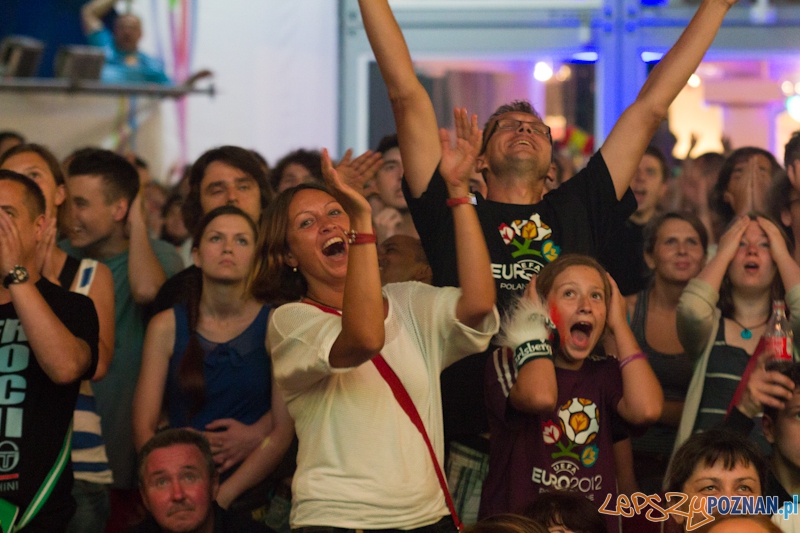 Finał UEFA EURO 2012 - Hiszpania - Włochy. Strefa Kibica w Poznaniu Foto: lepszyPOZNAN.pl / Piotr Rychter Finał UEFA EURO 2012 - Hiszpania - Włochy. Strefa Kibica w Poznaniu Foto: lepszyPOZNAN.pl / Piotr Rychter