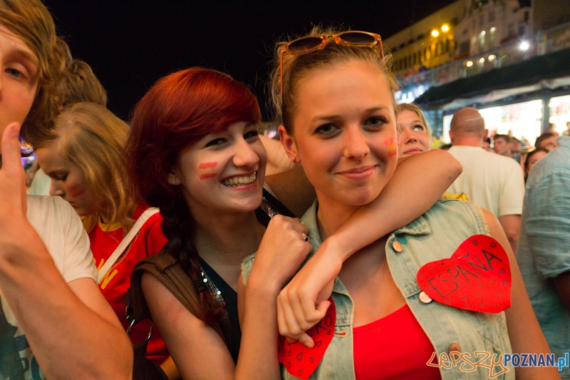 Finał UEFA EURO 2012 - Hiszpania - Włochy. Strefa Kibica w Poznaniu Foto: lepszyPOZNAN.pl / Piotr Rychter Finał UEFA EURO 2012 - Hiszpania - Włochy. Strefa Kibica w Poznaniu Foto: lepszyPOZNAN.pl / Piotr Rychter