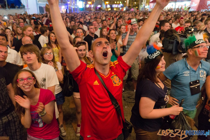 Finał UEFA EURO 2012 - Hiszpania - Włochy. Strefa Kibica w Poznaniu Foto: lepszyPOZNAN.pl / Piotr Rychter Finał UEFA EURO 2012 - Hiszpania - Włochy. Strefa Kibica w Poznaniu Foto: lepszyPOZNAN.pl / Piotr Rychter
