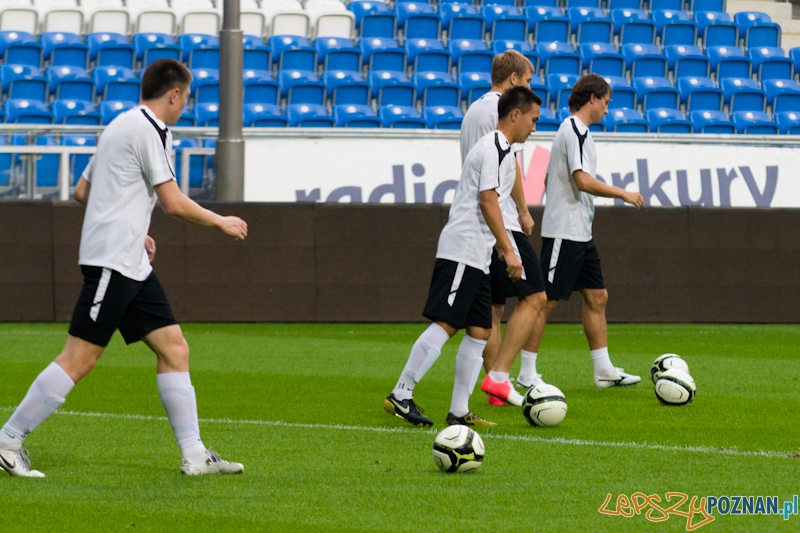 Zawodnicy kazachskiego zespołu Żetysu Tałdykorgan podczas treningu na Stadionie Miejskim w Poznaniu Foto: lepszyPOZNAN.pl/ Piotr Rychter Zawodnicy kazachskiego zespołu Żetysu Tałdykorgan podczas treningu na Stadionie Miejskim w Poznaniu Foto: lepszyPOZNAN.pl/ Piotr Rychter